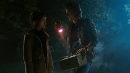 Natalia Dyer y Joe Keery