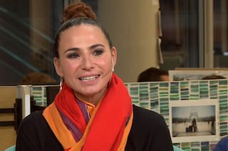 La felicidad de Natalia Lobo tras ser adoptada legalmente por su papá