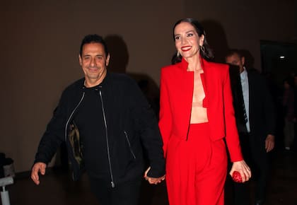 Natalia Oreiro llegó al estreno acompañada por su marido, Ricardo Mollo