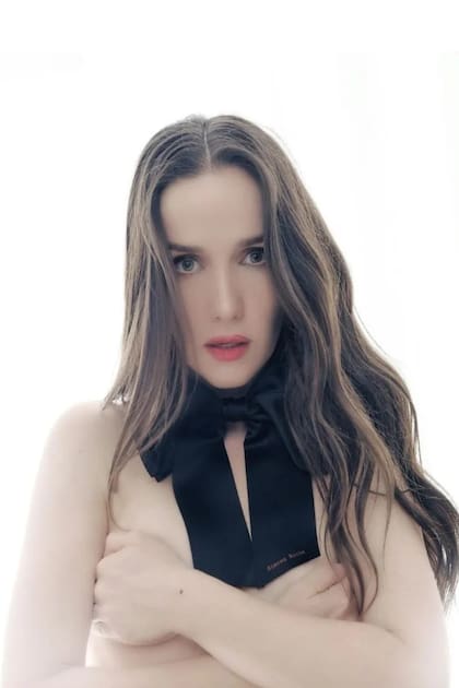 Natalia Oreiro se mostró en topless en el día de su cumpleaños