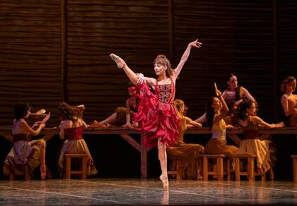 Natalia Pelayo (Carmen) impecable en la construcción del personaje de la cigarrera sevillana nacida para ser libre