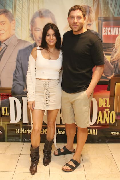 Natalie Pérez
y Tomás
Rottemberg. La
actriz oficializó su
noviazgo con el
productor teatral
en octubre del
año pasado