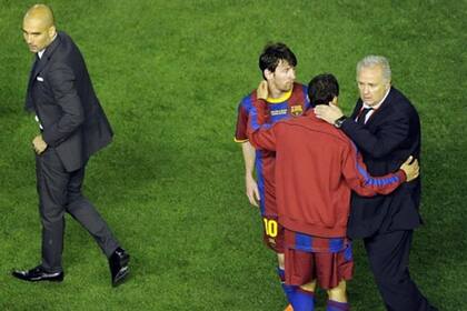 Naval cumple 30 años en el club