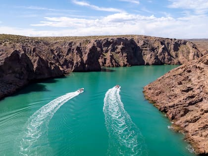 Navegación por Caleta Hornos
