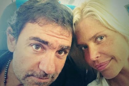 Nazarena, trata de salir adelante luego de la muerte de su marido