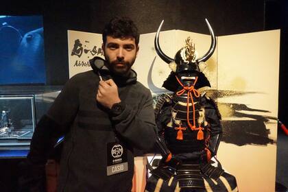 Nazareno Casero pasó por 35 Aniversario G-SHOCK 3 y posó muy divertido