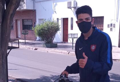 Nazareno Fullana ahora sale a andar en bici y le cambió el humor