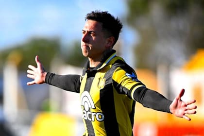 Nazareno Solis brilla en Deportivo Madryn