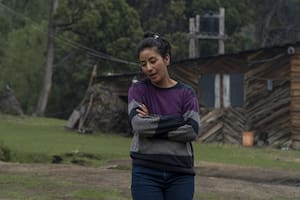 La joven que luchó cuerpo a cuerpo contra el fuego para salvar su casa en Cholila