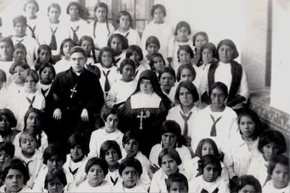 Nazaria, realizando acción pastoral en Bolivia