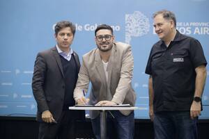 Nebot, el 16 de abril, al firmar un convenio con Kicillof y Alonso por el Fondo de Fortalecimiento de la Seguridad