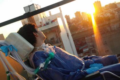 Necesitan recaudar los fondos suficientes para que pueda viajar a Cuba a iniciar un tratamiento