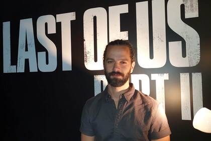 Neil Druckmann, creador, director y guionísta de The Last Of Us parte 2 y vicepresidente de Naughty Dog, adelantó más detalles sobre cómo será la secuela de la historia de Joel y Ellie en un mundo devastado por una infección