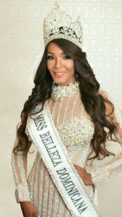 Nelly Guzmán fue coronada Miss Belleza en su querido Santo Domingo 