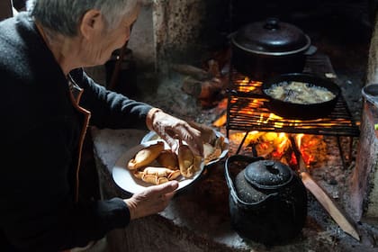 Nelly y su fogón a leña
