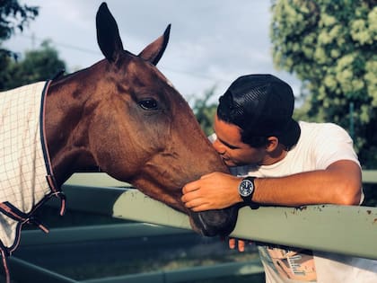 Nero tiene 29 años y se recibió de ingeniero agrónomo en Buenos Aires