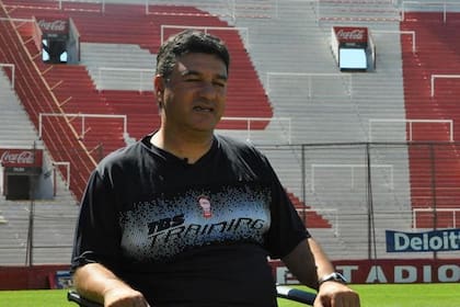 Néstor Apuzzo antes del duelo en el Nuevo Gasómetro