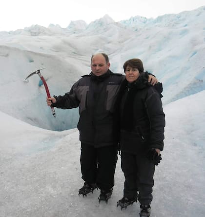 Néstor De Gruttola y su esposa, Claudia Parodi