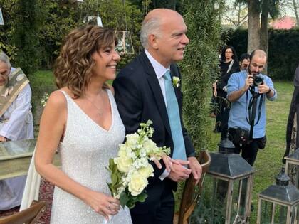 Néstor Grindetti y Karina Spalla justo después de casarse