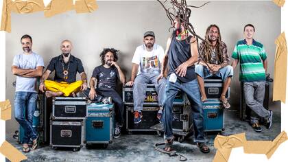 Néstor Ramljak, de dreadlocks, junto al resto de Nonpalidece