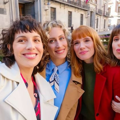 Netflix compartió fotos de las grabaciones de Valeria