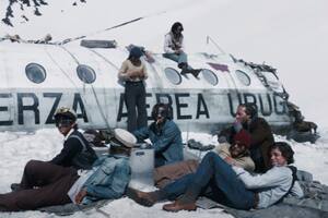 Así es "La sociedad de la nieve", el film de Netflix que retrata la tragedia de los Andes