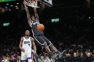 Nets aplastan 116-99 a Kings y cortan racha de diez derrotas