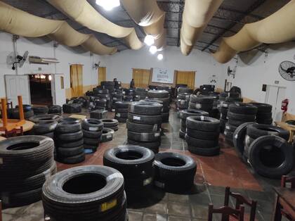 Neumáticos decomisados en Zárate por la Gendarmería