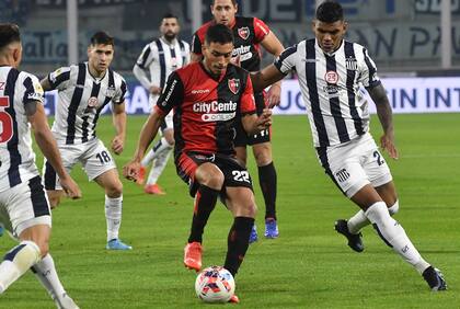 Newell's sacó ventajas en el comienzo y luego mantuvo el control del resultado, con esfuerzo 