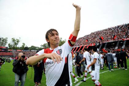 Gabriel Heinze vuelve a Newell's, pero como DT