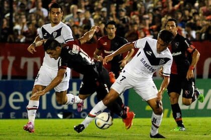 Newell''s y Vélez empataron sin goles, en Rosario