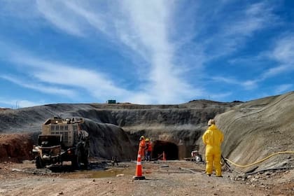 El nuevo proyecto de expansión de minas de oro y plata que Newmont está desarrollando en Cerro Negro tiene previsto comenzar a operar en 2025 