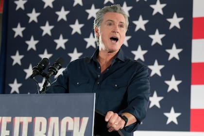 Newsom aseguró que la decisión se tomó en conjunto con el DOT