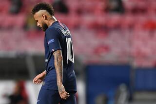 Neymar se tatuó un Goku gigante en su espalda