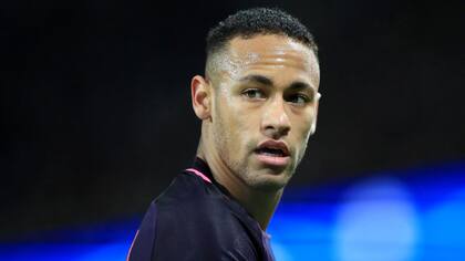 Neymar firmará con PSG en las próximas horas