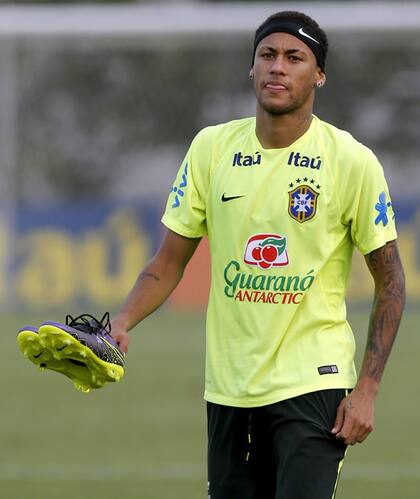 Neymar listo para su debut en eliminatorias