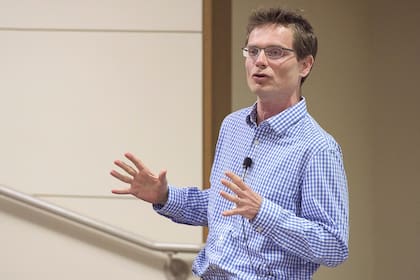 Nicholas Bloom: “Esta pandemia desafía la idea misma de lealtad al trabajo”