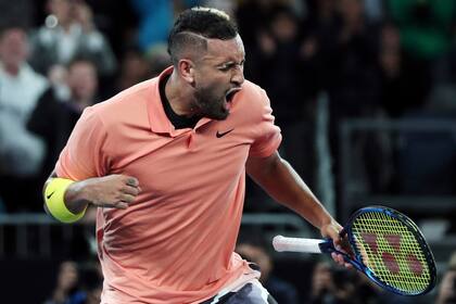 Nick Kyrgios celebra en el partido ante Giles Simon