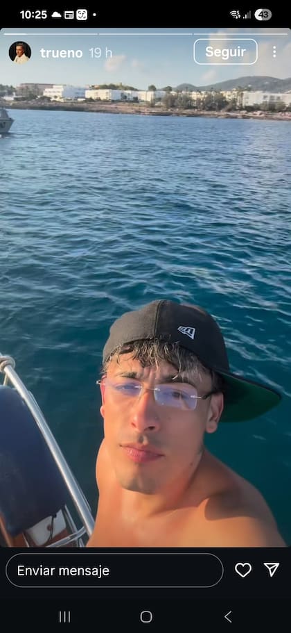 La historia de Trueno, al mismo tiempo, también a bordo de un yate