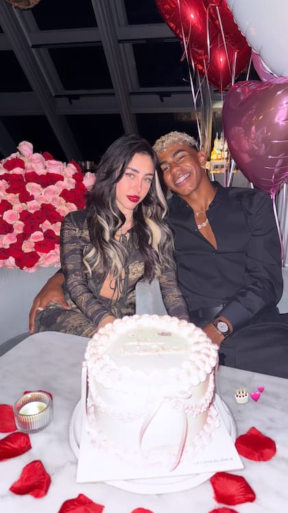 Nicki Nicole y Lamine Yamal oficializaron su relación durante el cumpleaño de la cantante