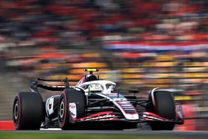 Nico Hulkenberg, piloto de Haas; la escudería estadounidense sumaría 17 puntos en lugar de cinco con el nuevo esquema y se posicionaría sexta en el mundial de Constructores