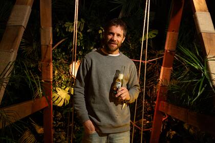 Nico Riera estuvo presente en la inauguración de la temporada Sunset.