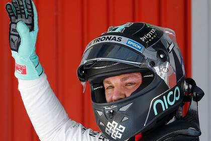 Nico Rosberg se quedó con la pole en Montmeló