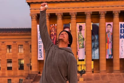 Nico Vázquez en las legendarias escalinatas del Museo de Arte de Filadelfia, que hoy son conocidas como los "Rocky Steps" (escalones de Rocky)