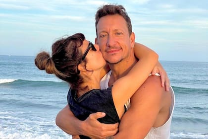 Nico y Gimena, enamoradísimos frente al mar