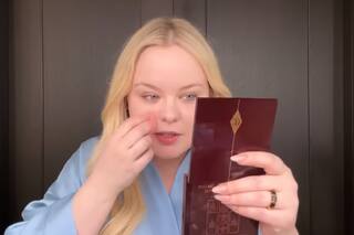 Esta es la rutina de belleza que la estrella de Bridgerton realiza para tener la piel radiante