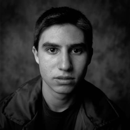 Nicolás Bono, hijo de un héroe caído en combate en Malvinas. Foto tomada en la ciudad de Buenos Aires, en 2005