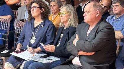 Nicolás Bronzovich junto a María Beatriz "Pilu" Giraudo en un evento de Fertilizar este miércoles