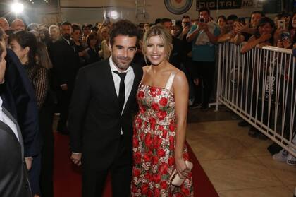 Nicolás Cabré y Laurita Fernández, protagonistas de Departamento de soltero