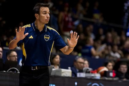 Nicolás Casanlánguida se hizo cargo de la dirección técnica de Boca a mitad de temporada